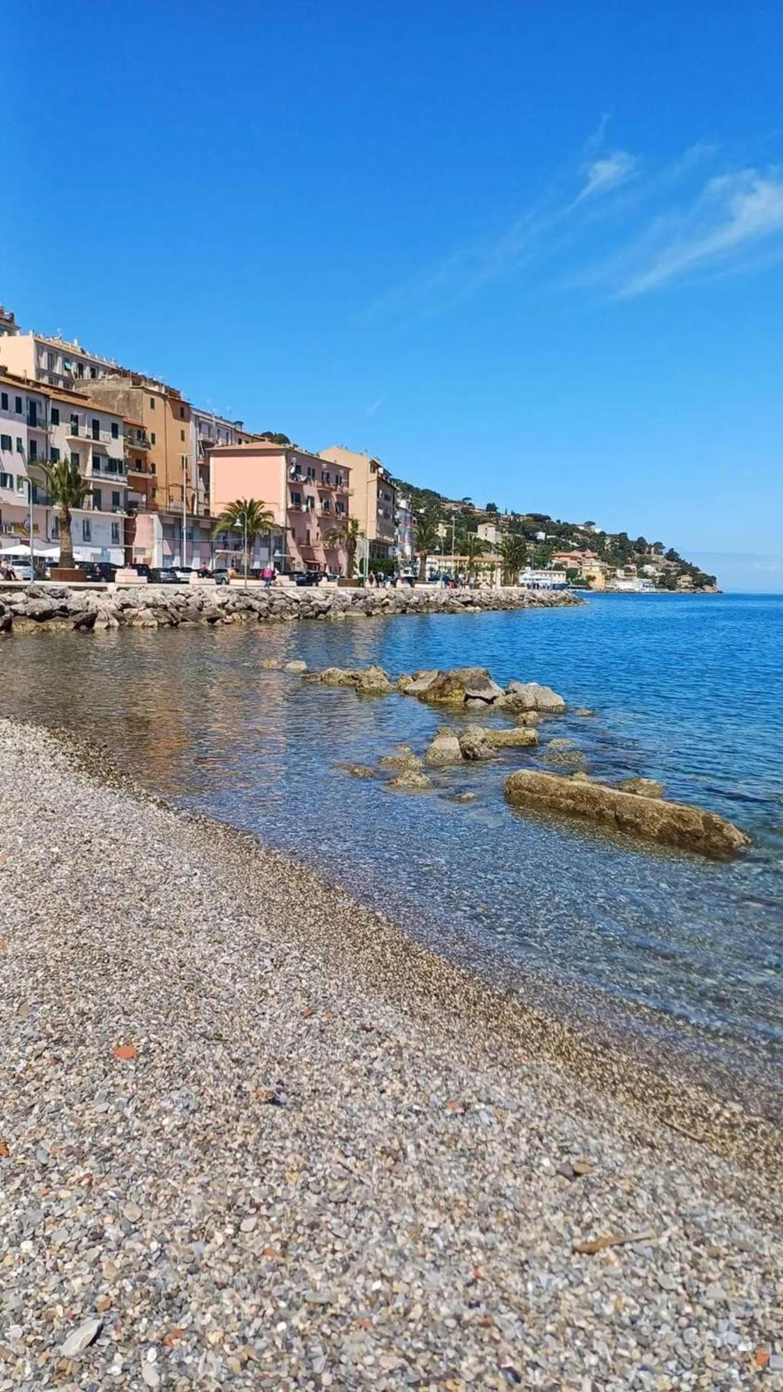 Elegant Apartment With Sea View In Porto Santo Stefano 89 M² 外观 照片